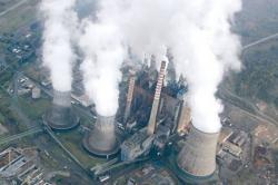 Σχέδιο προστασίας της ευρωπαϊκής βιομηχανίας από την Κομισιόν με την επιβολή φόρου ανθρακα 