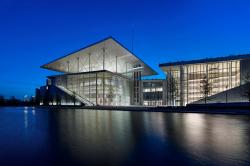 Υποψήφιο για το κορυφαίο αρχιτεκτονικό βραβείο RIBA το Ίδρυμα Νιάρχος