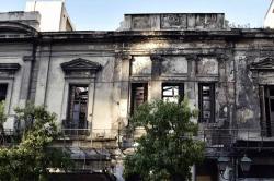 Ντροπή για τη σύγχρονη Ελλάδα: Ιστορικά σπίτια παραδομένα στην απαξίωση