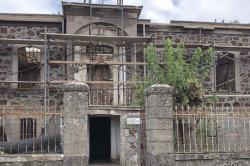 «Διατηρώ κατ’ οίκον»: Το νέο πρόγραμμα για τις αποκαταστάσεις των ερειπωμένων κτιρίων